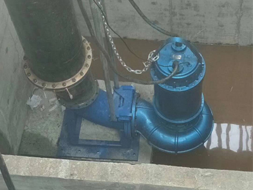 WQ潛水排污泵耦合安裝現場